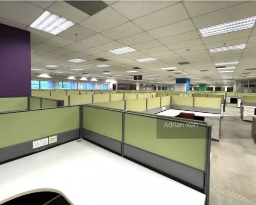 , Ready to move in Business Facility with Meeting rooms, Work stations next to MRT. 1 min walk