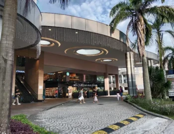 West Coast Plaza 154 West Coast Road, Singapore 127371 West Coast Plaza 154 West Coast Road, Singapore 127371