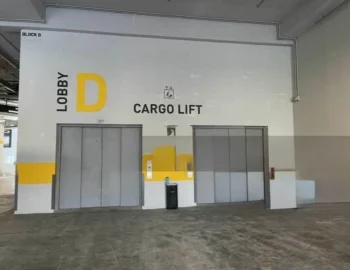 Carros centreCargo lift