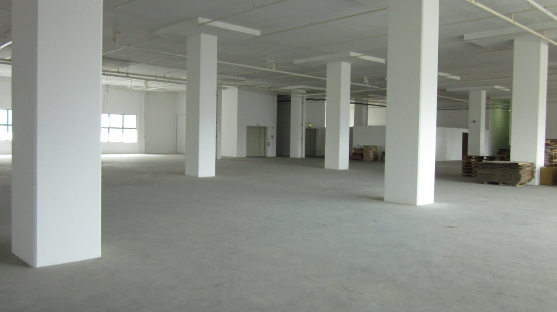 Food factory for rent