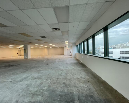 MODERN WORKSPACE. 2 MINs&rsquo; WALK MRT: Tech. Service Centre, Office, Lift Lobby Frontage. Aircon