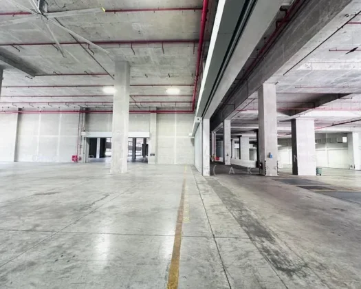 HIGH SPECIFICATIONS Warehouse with Extra Wide Roller Shutters, Dedicated Bays, off AYE/PIE