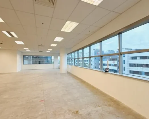 FUNCTIONAL WORKSPACE suits Most Operations,